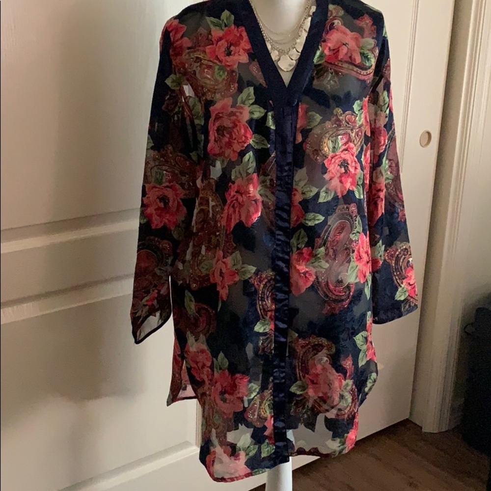 💥Victoria’s Secret Robe- Size P/S💥 - Picture 1 of 7